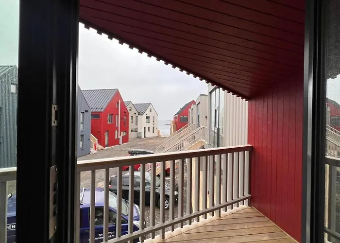 Stilren I * Henningsvær
